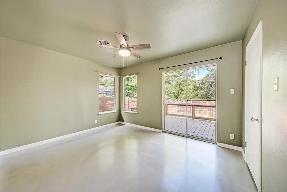 2508 East Side Drive Austin, TX 78704