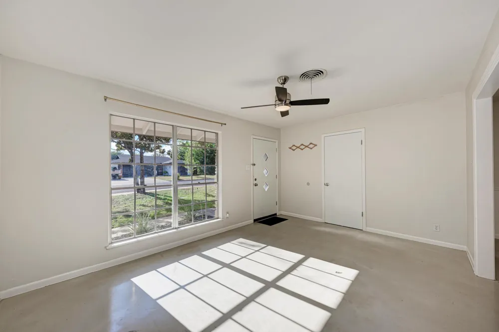 2508 East Side Drive Austin, TX 78704