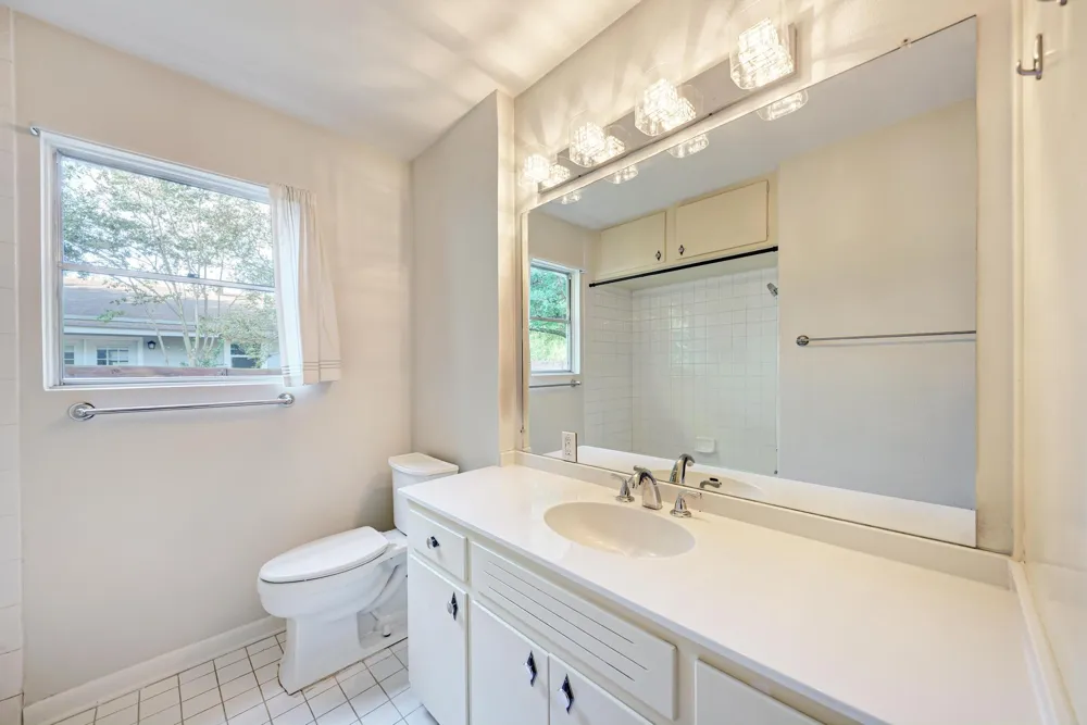 2508 East Side Drive Austin, TX 78704