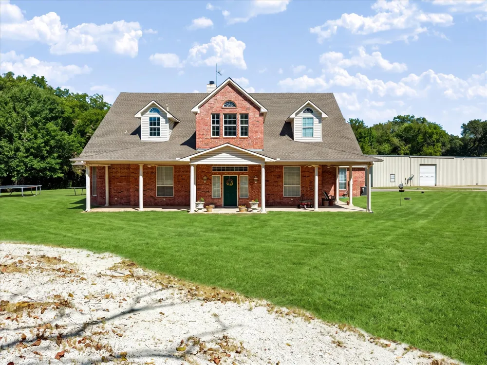 6747 County Road 424 Anna, TX 75409