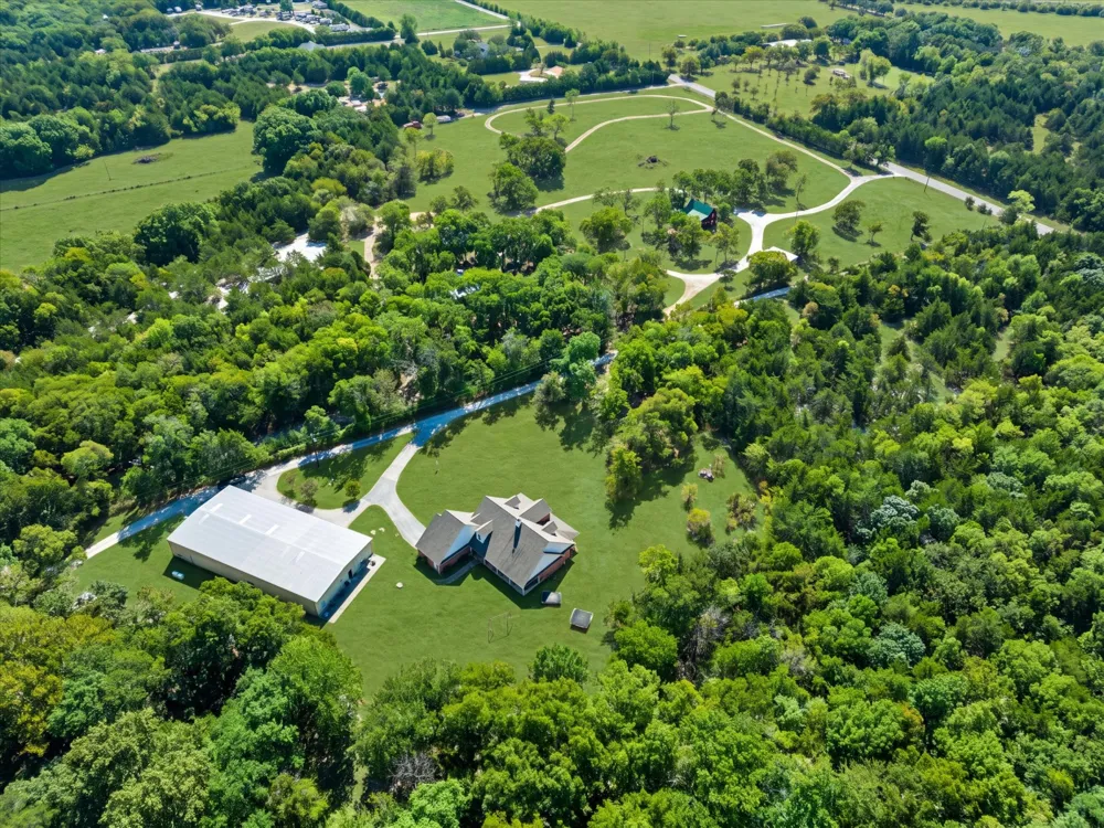6747 County Road 424 Anna, TX 75409
