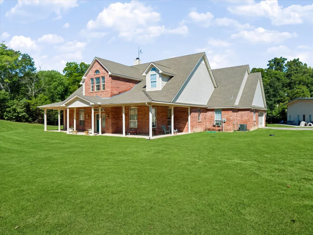 6747 County Road 424 Anna, TX 75409