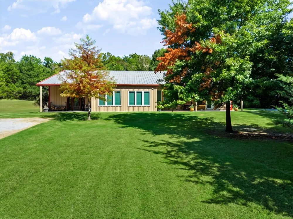 6747 County Road 424 Anna, TX 75409