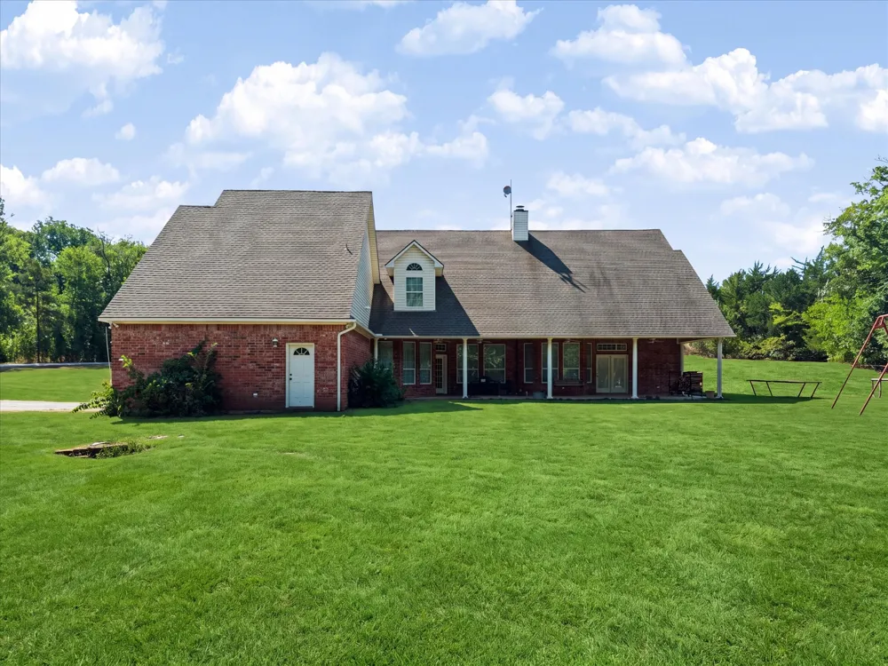 6747 County Road 424 Anna, TX 75409