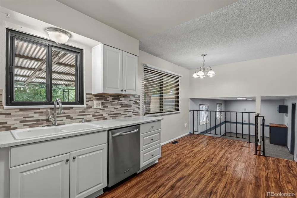 1675 Mineola Street Colorado Springs, CO 80915