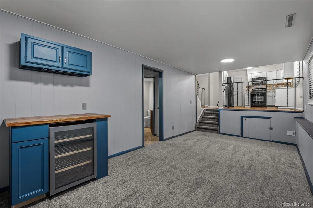 1675 Mineola Street Colorado Springs, CO 80915