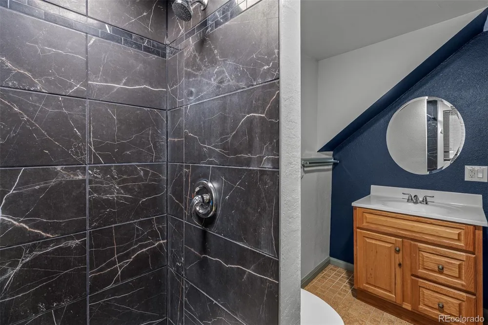 1675 Mineola Street Colorado Springs, CO 80915