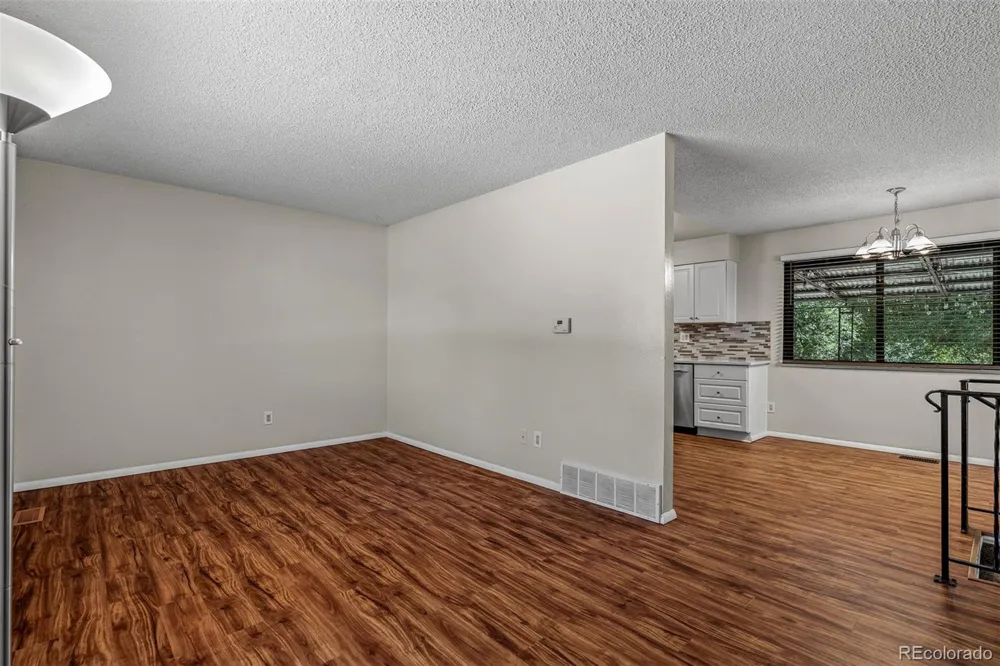 1675 Mineola Street Colorado Springs, CO 80915