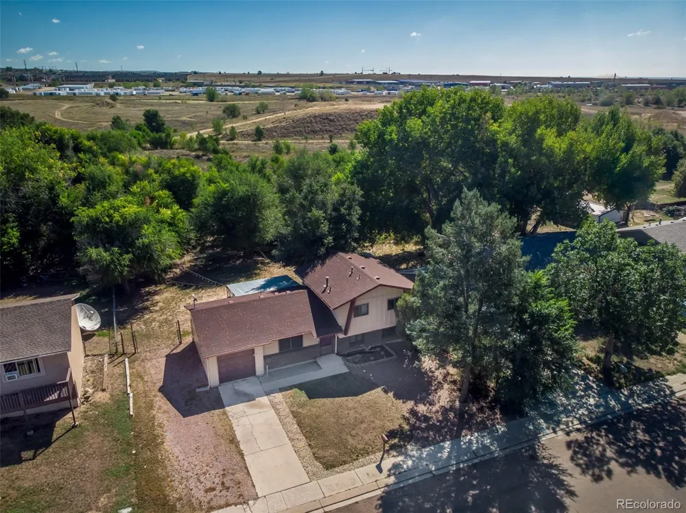 1675 Mineola Street Colorado Springs, CO 80915