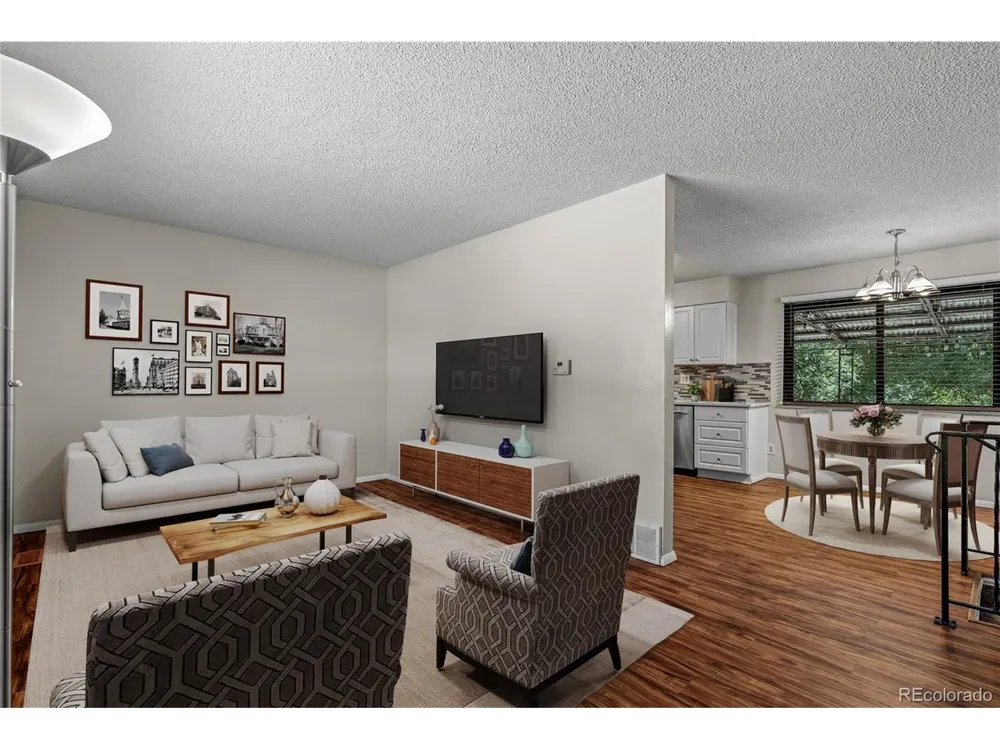 1675 Mineola Street Colorado Springs, CO 80915