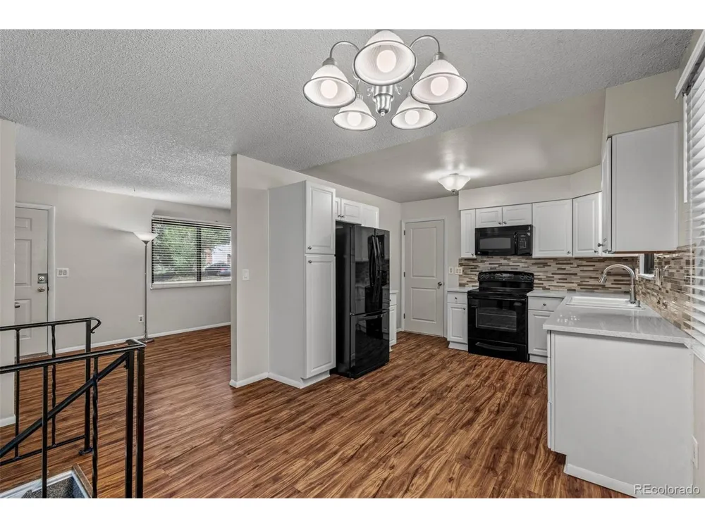 1675 Mineola Street Colorado Springs, CO 80915