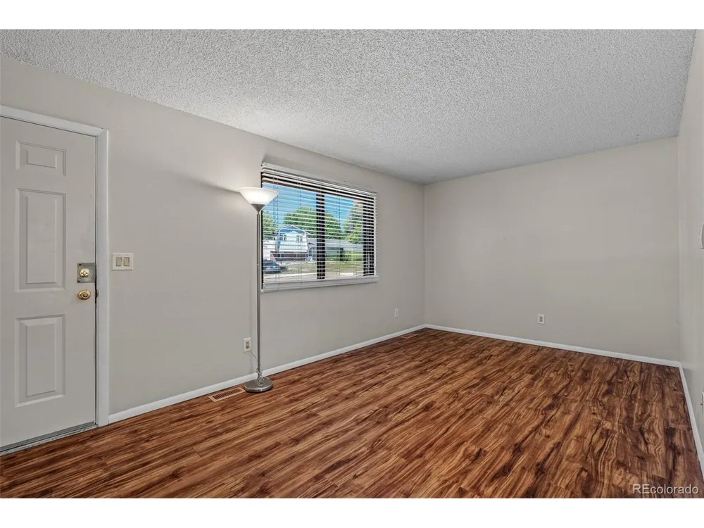1675 Mineola Street Colorado Springs, CO 80915