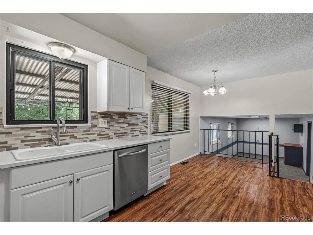 1675 Mineola Street Colorado Springs, CO 80915