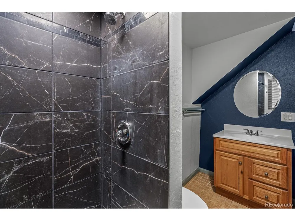 1675 Mineola Street Colorado Springs, CO 80915