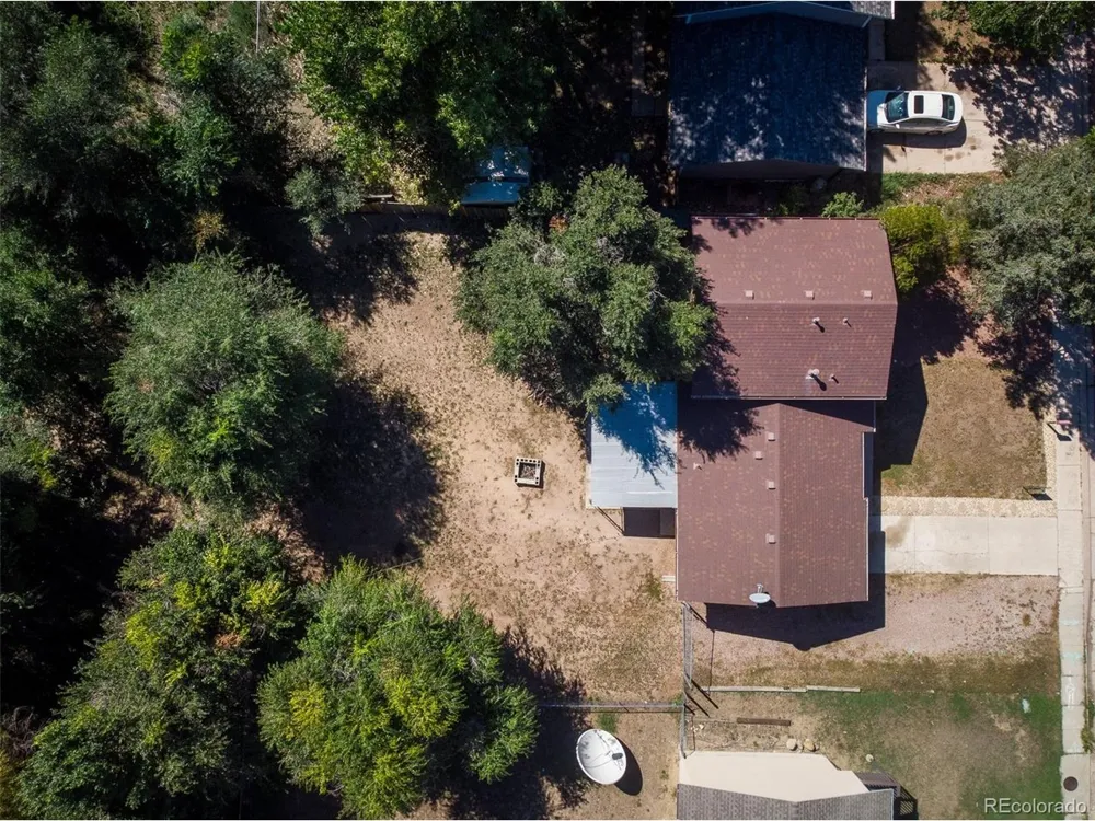 1675 Mineola Street Colorado Springs, CO 80915