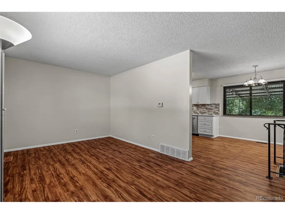 1675 Mineola Street Colorado Springs, CO 80915