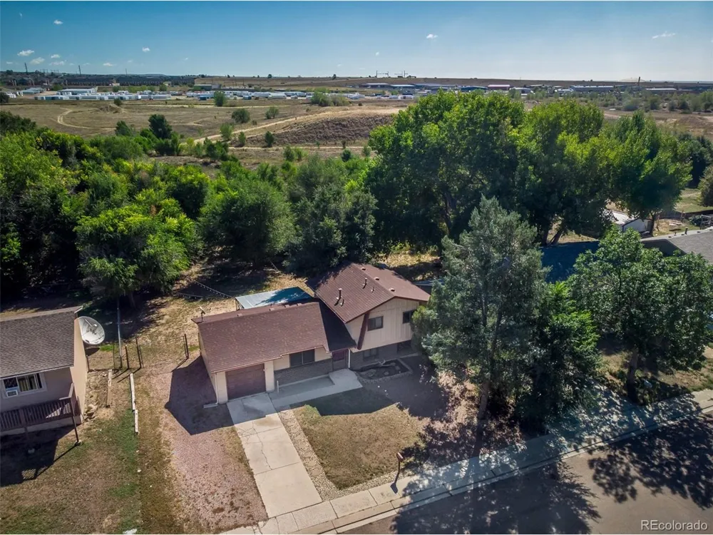 1675 Mineola Street Colorado Springs, CO 80915