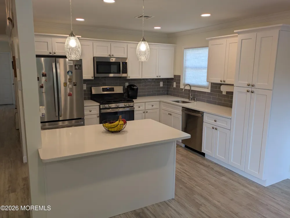 18 Maison Way Toms River, NJ 08757