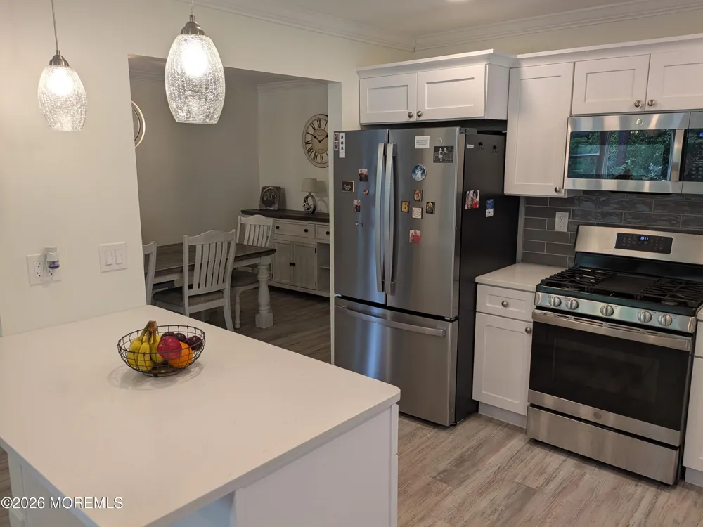 18 Maison Way Toms River, NJ 08757