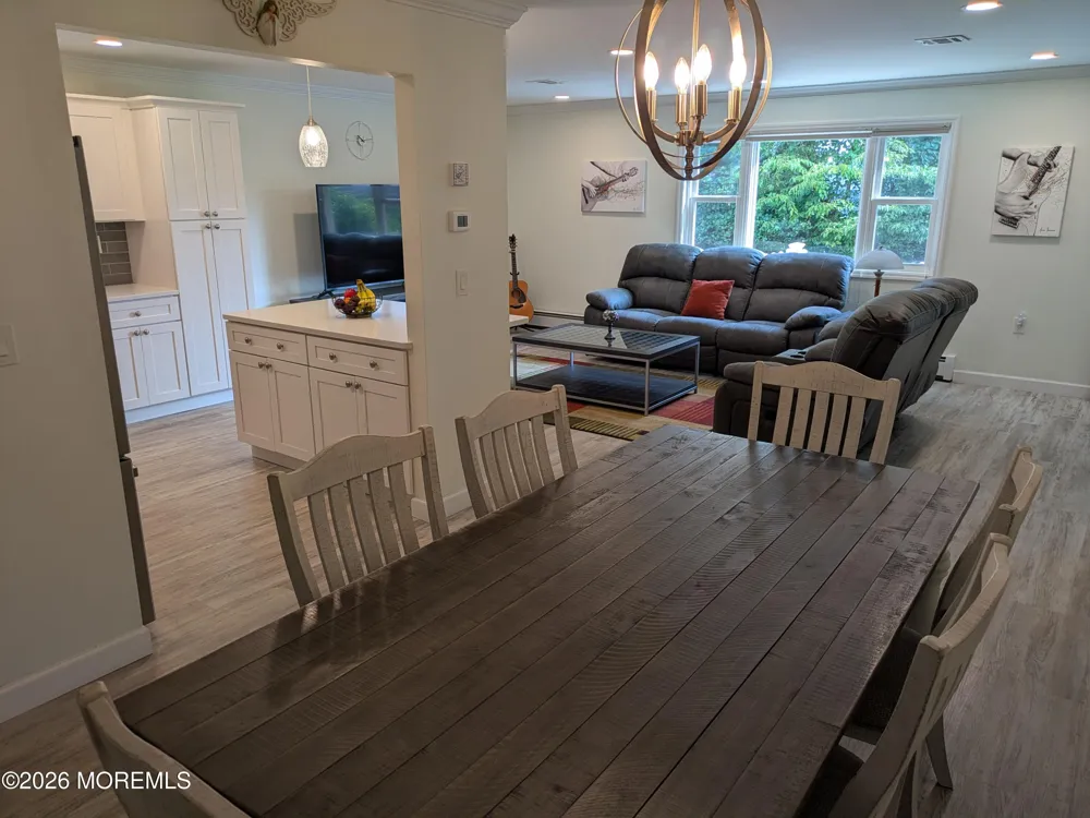 18 Maison Way Toms River, NJ 08757