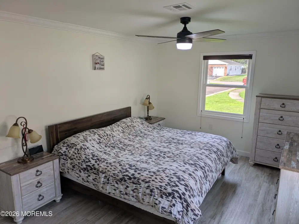 18 Maison Way Toms River, NJ 08757