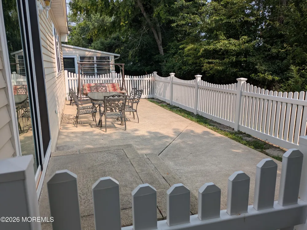 18 Maison Way Toms River, NJ 08757