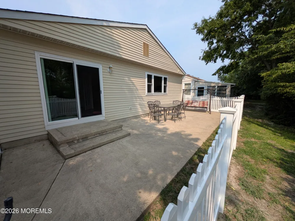 18 Maison Way Toms River, NJ 08757