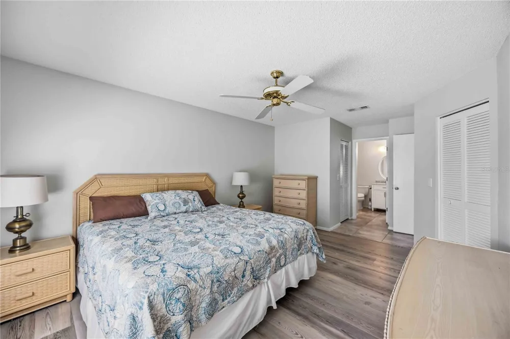 680 LINDEN DRIVE Englewood, FL 34223