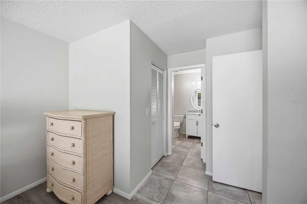 680 LINDEN DRIVE Englewood, FL 34223