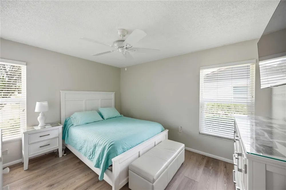 680 LINDEN DRIVE Englewood, FL 34223