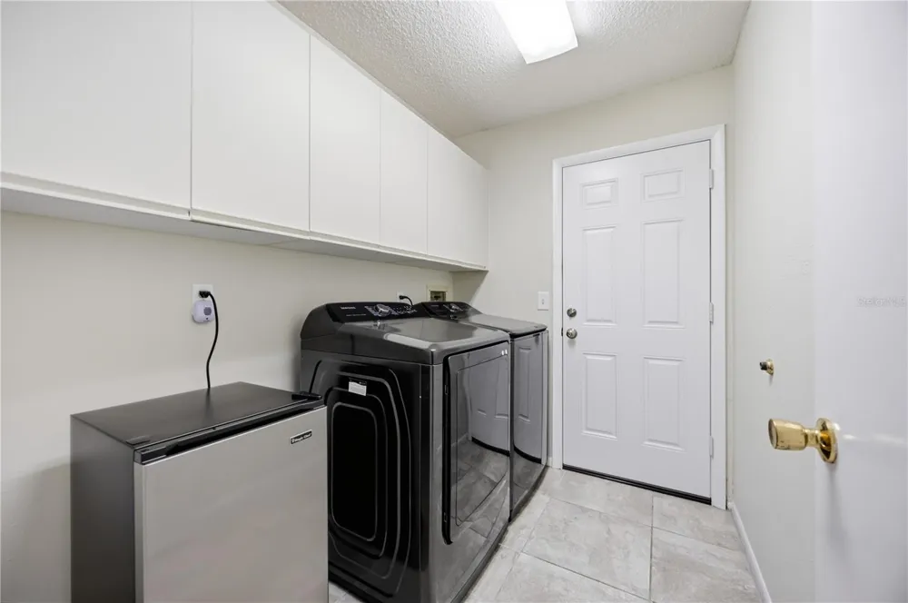 680 LINDEN DRIVE Englewood, FL 34223
