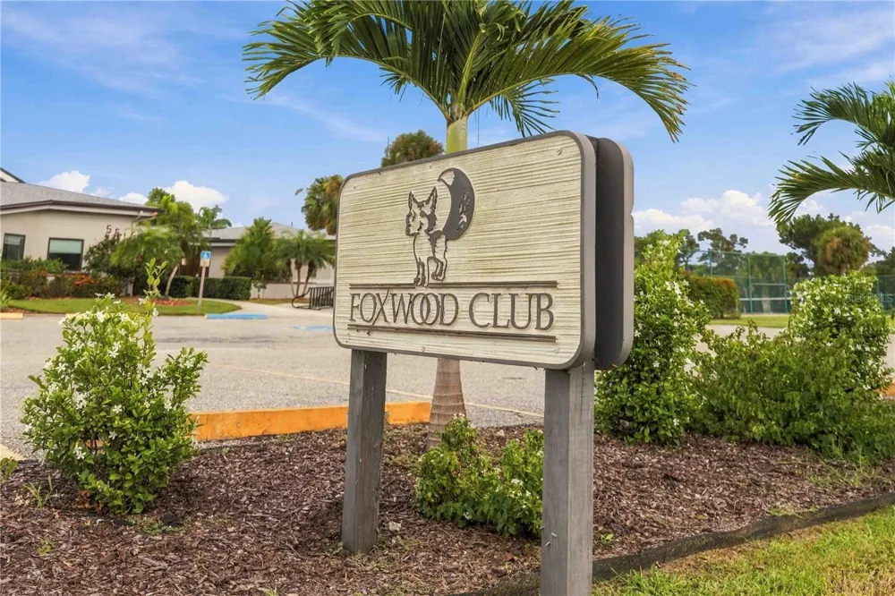 680 LINDEN DRIVE Englewood, FL 34223