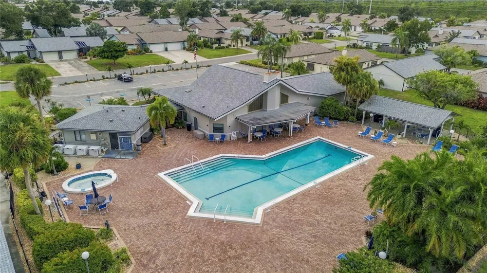 680 LINDEN DRIVE Englewood, FL 34223