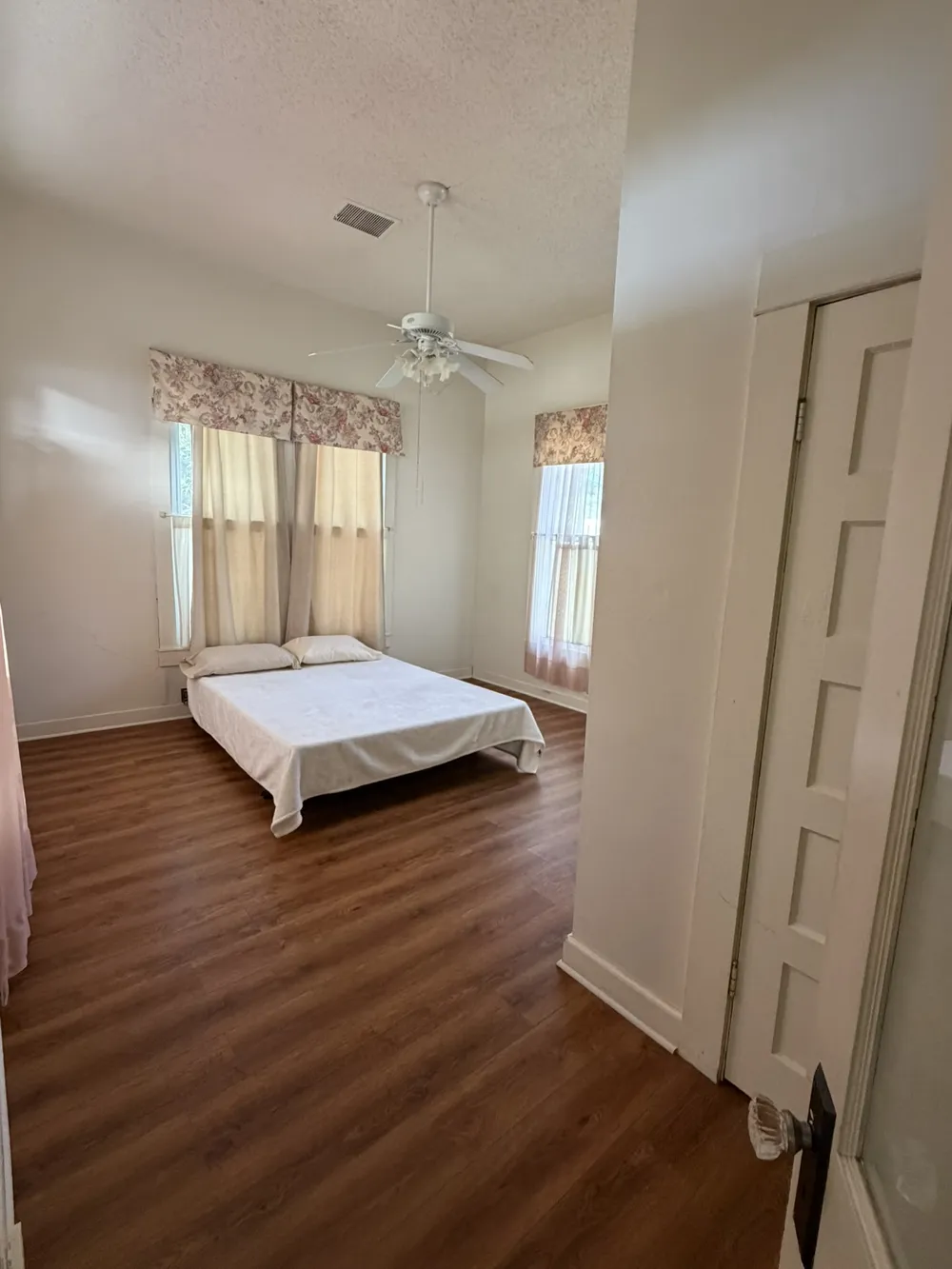 701 Garwood Street Smithville, TX 78957