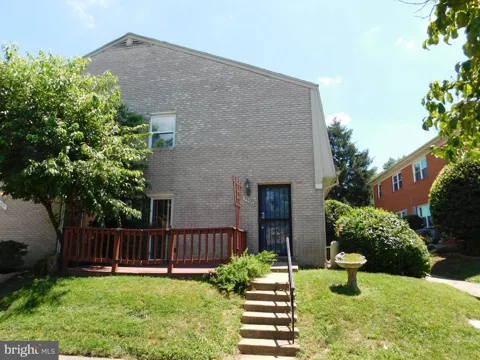 9538 HAGEL CIRCLE #C