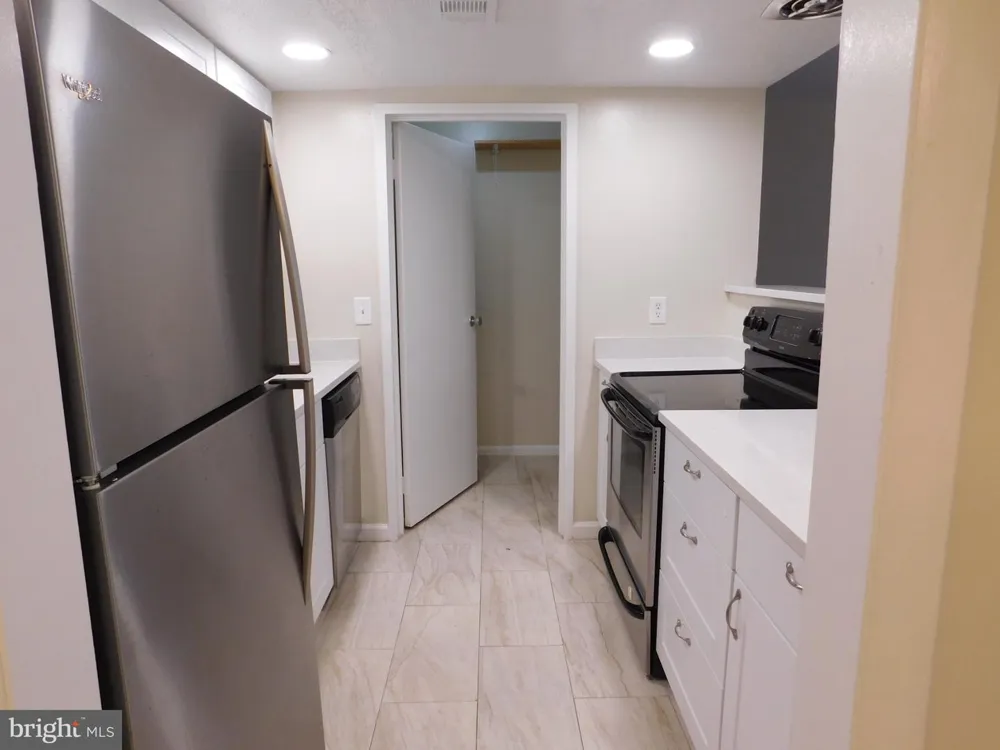 9538 HAGEL CIRCLE #C Lorton, VA 22079