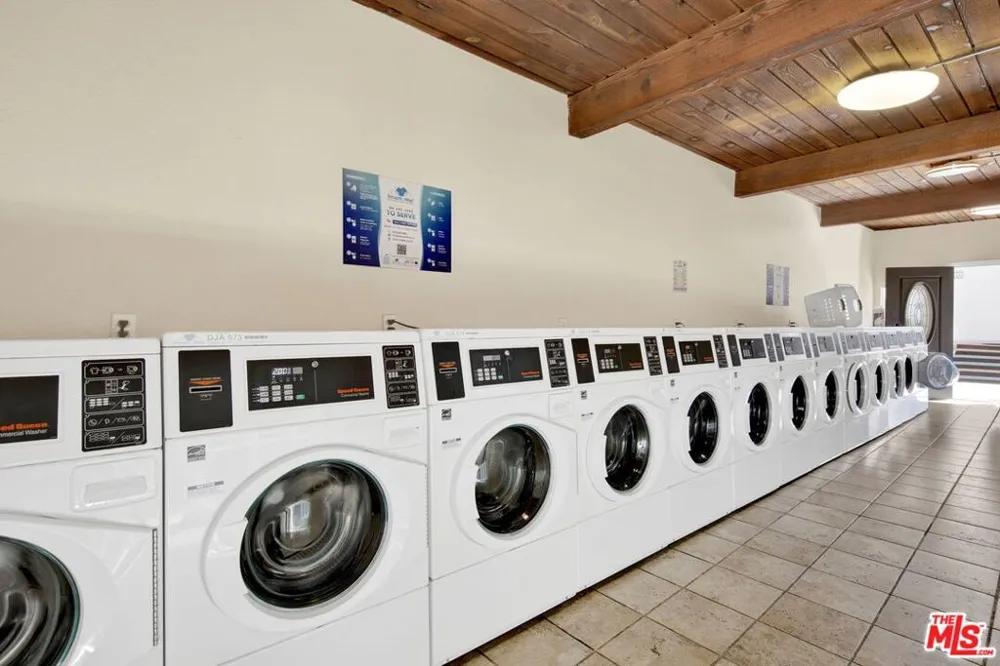 316 S Miraleste Drive #124 San Pedro, CA 90732