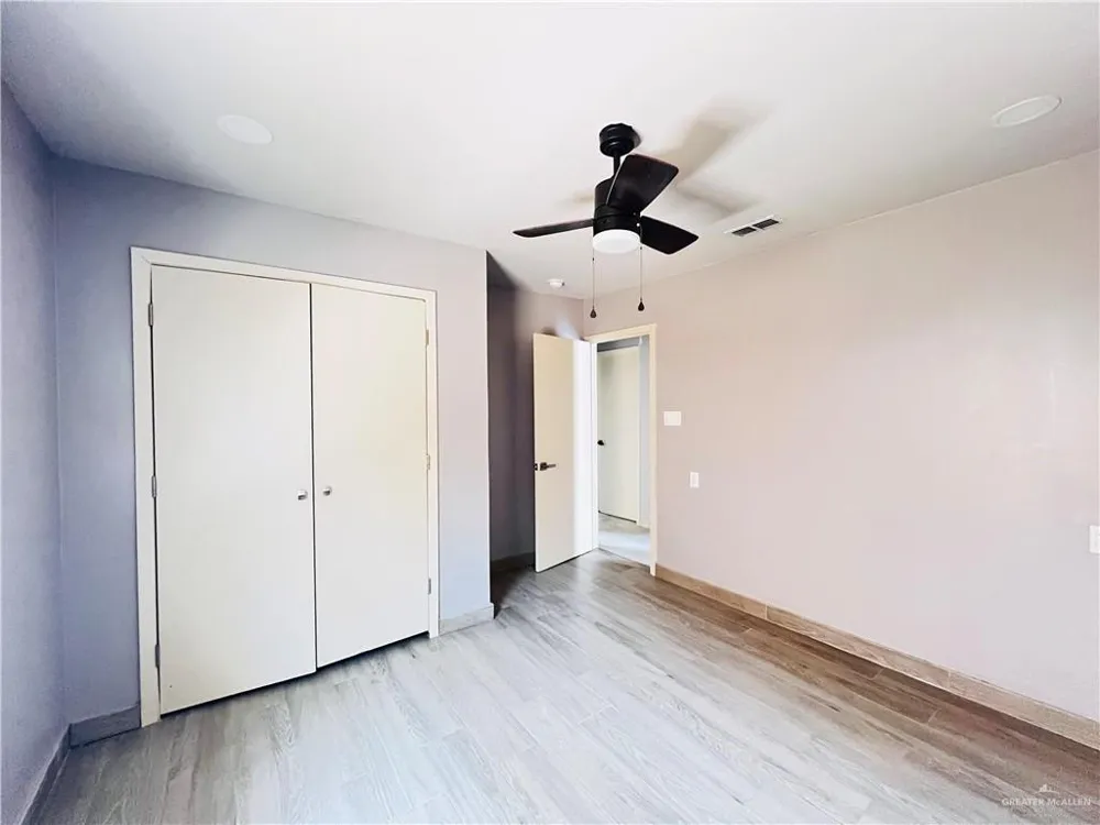 607 Padre Avenue Weslaco, TX 78596