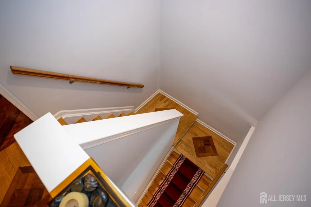 113 Woodmere Drive Sayreville, NJ 08859