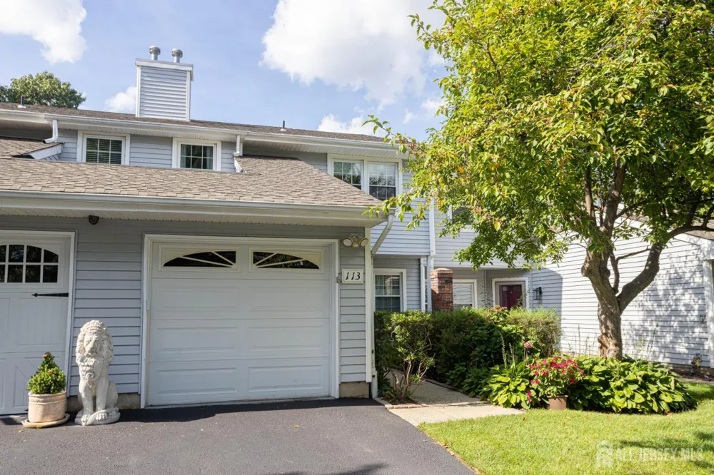 113 Woodmere Drive Sayreville, NJ 08859