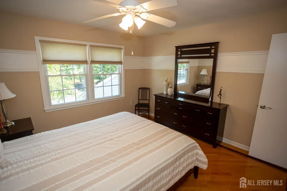 113 Woodmere Drive Sayreville, NJ 08859