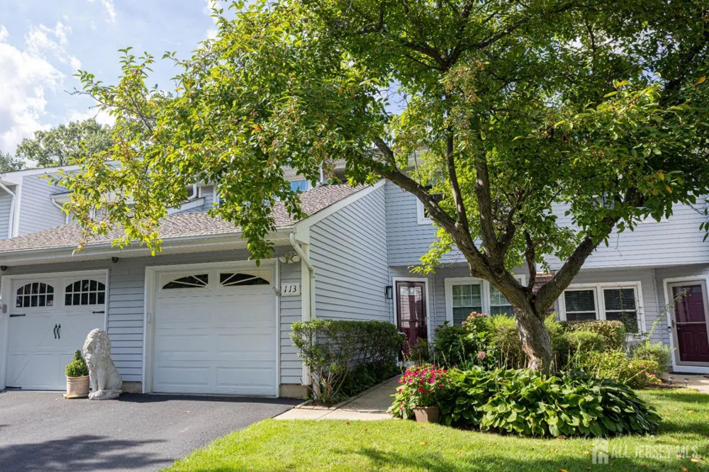 113 Woodmere Drive Sayreville, NJ 08859