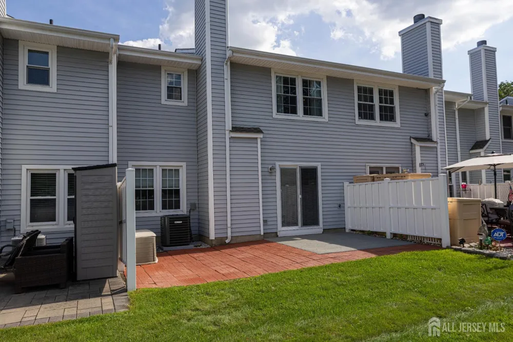 113 Woodmere Drive Sayreville, NJ 08859