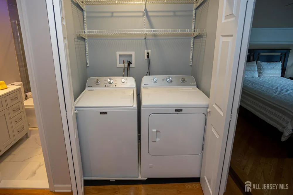 113 Woodmere Drive Sayreville, NJ 08859