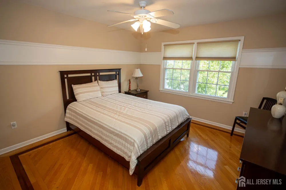113 Woodmere Drive Sayreville, NJ 08859