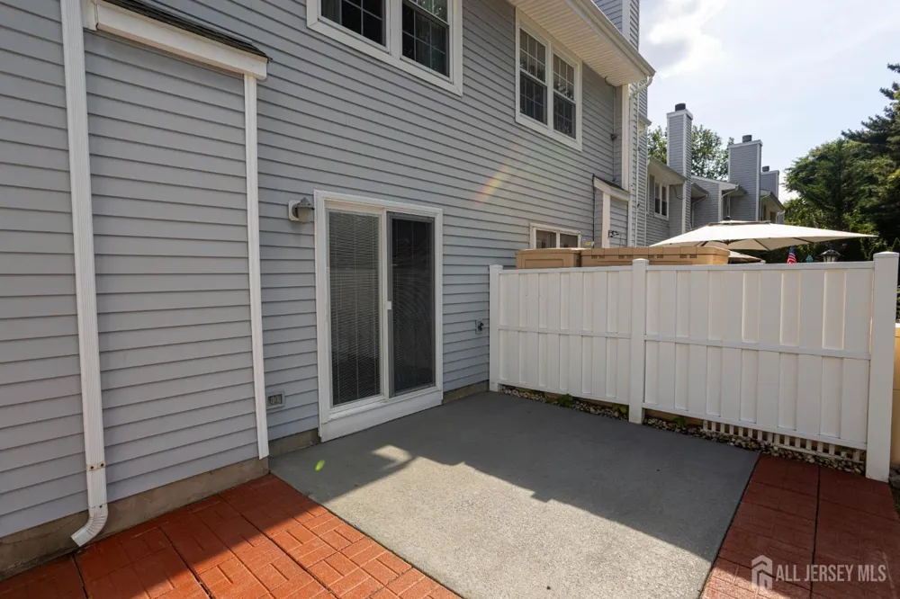 113 Woodmere Drive Sayreville, NJ 08859
