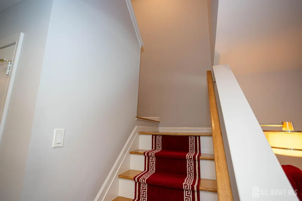 113 Woodmere Drive Sayreville, NJ 08859