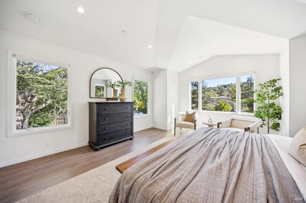 31 Crane Drive San Anselmo, CA 94960