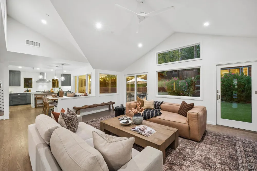 31 Crane Drive San Anselmo, CA 94960
