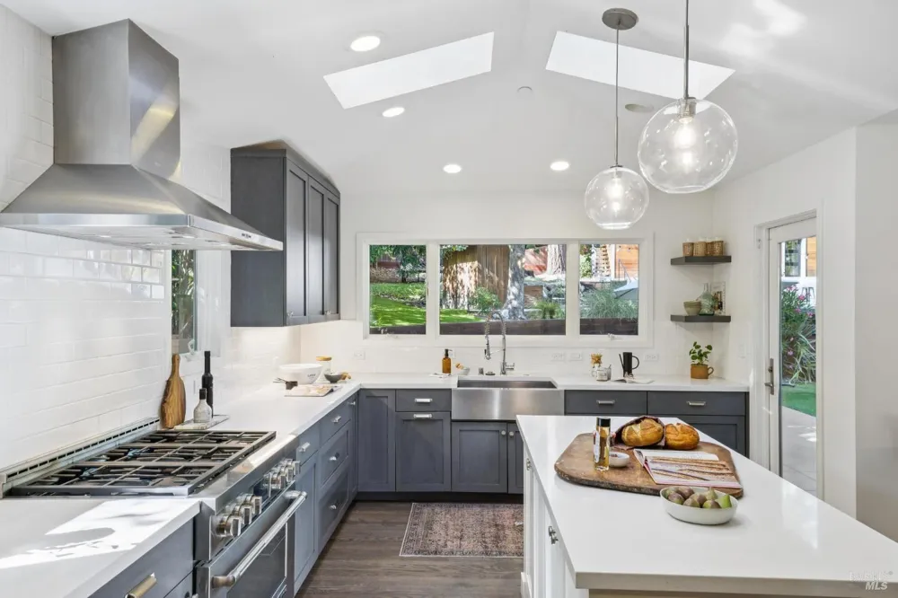 31 Crane Drive San Anselmo, CA 94960